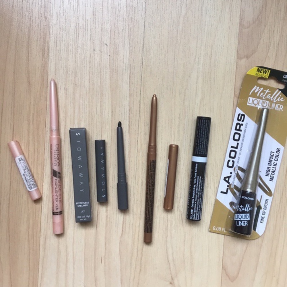 Black, gold and highlighting eyeliners!